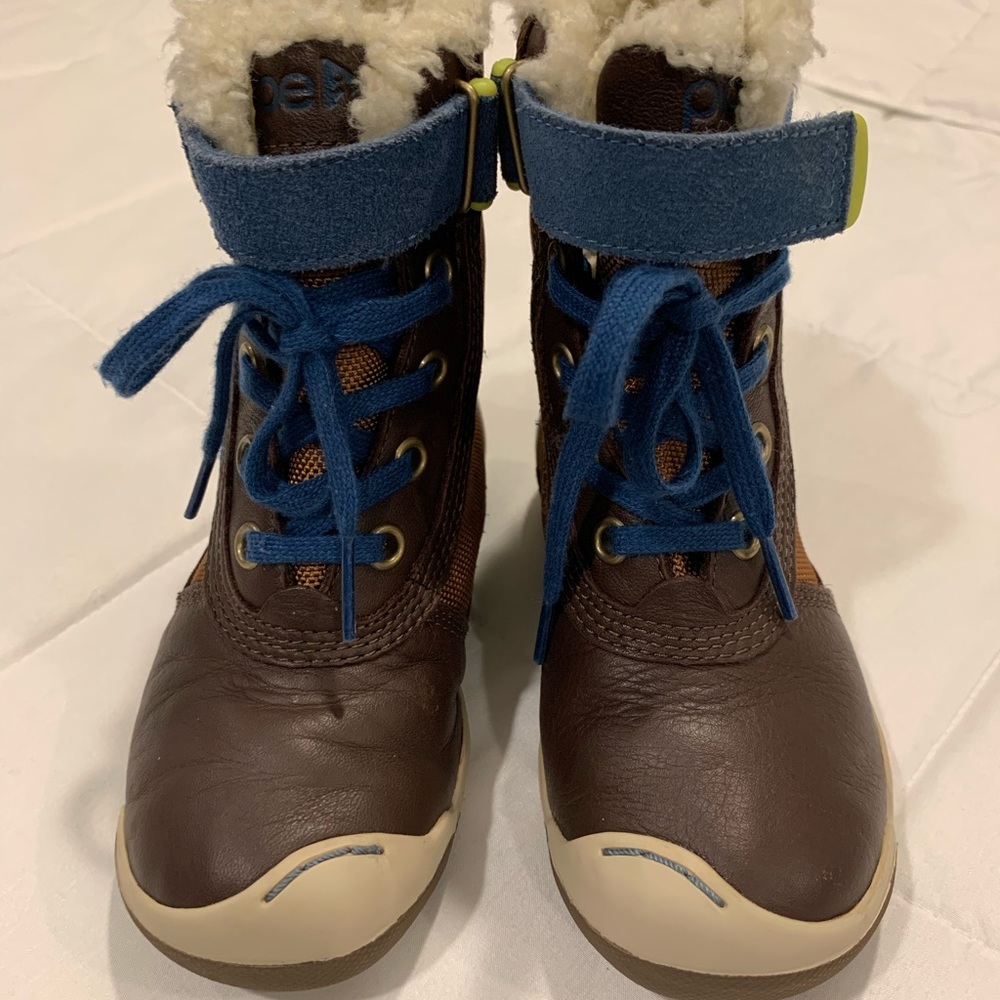 *SOLD* 9 Toddler Go Plae Boots